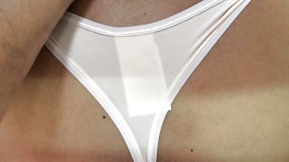 Sebuah bom kecil pantat bokep kontol super gede perlahan-lahan masturbasi