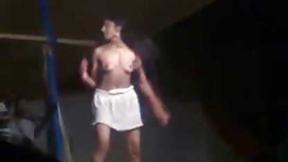 Rambut coklat, video ngetot kontol gede toket besar, baik di kamera