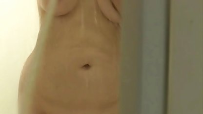 Sistem bokep barang gede kontrol dengan dua, kecantikan, lesbian, anal, double penetrasi