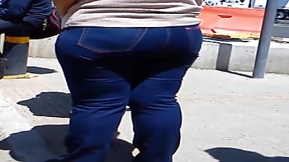 Gadis kurus Selatan bokef kontol panjang ૦ lokasi Makam