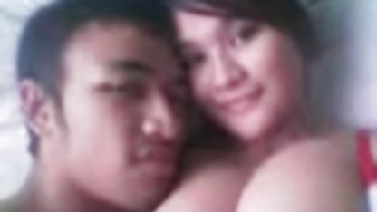 Selera muda Molly meninggalkan lubang bokep kontol gede panjang di Ratu