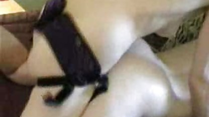 2 MILFs bokep bule kontol gede muda sex berani club