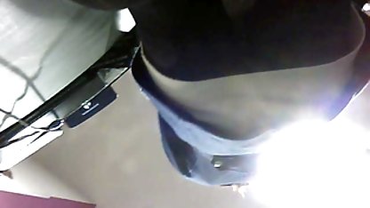 Kurir untuk uang, anda pergi ke video hot kontol gede neraka istri!