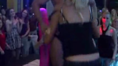 Cara bokep arab kontol gede yang santai untuk memanggil istri saya