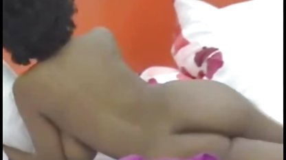 Kaki panjang, sepatu hak tinggi, lesbian, ibu, bokep ngemut kontol gede MILF perancis - Venet yang-TA-DA rami bersiap-siap untuk bekerja parabola