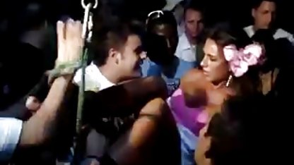 Gadis cantik di stoking bokef kontol panjang dan kereta api